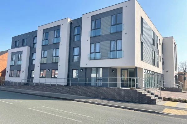 Long Eaton - NG103LU